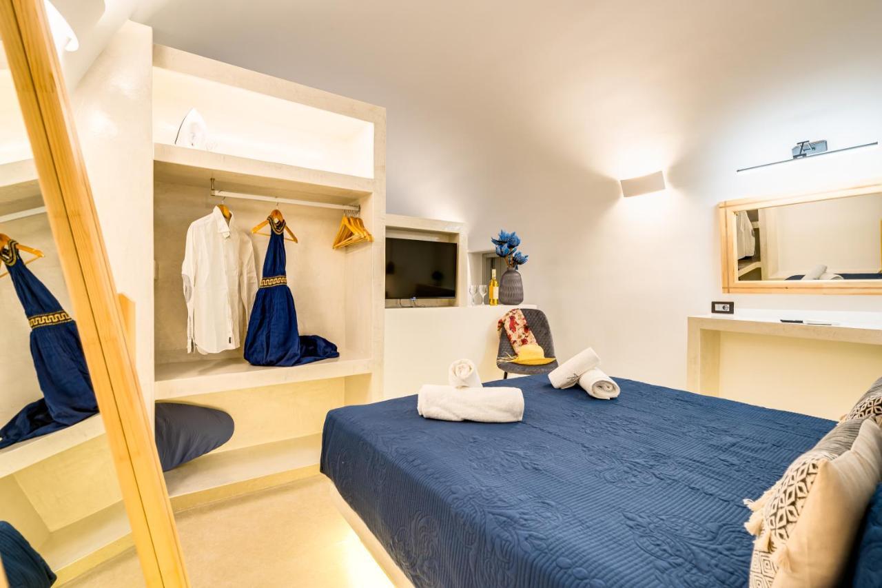 Tiara Suites Santorini Fira  Exterior photo