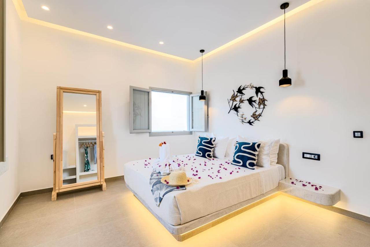 Tiara Suites Santorini Fira  Exterior photo